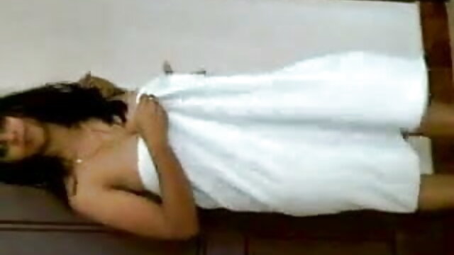 मोज़ा में उत्कीर्ण वेश्या गधे में एक भावुक सेक्सी फिल्म वीडियो फुल आदमी गड़बड़ कर दिया