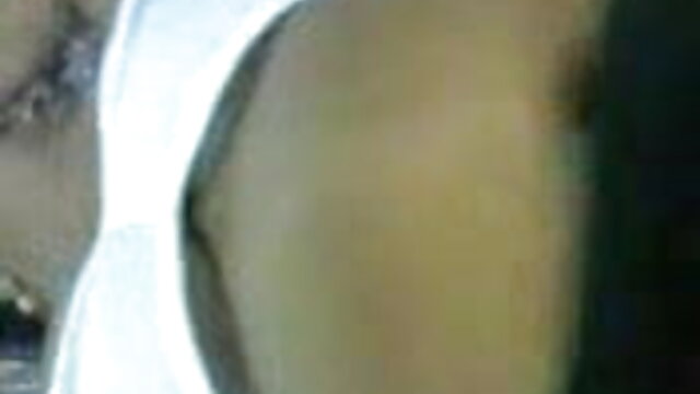डबल सेक्सी भोजपुरी मूवी प्रवेश से शरारती श्यामला cums