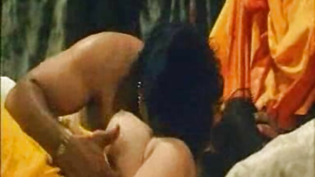 संचिका फूहड़ सेक्सी मूवी सनी देओल की शालीनता से गड़बड़ हो जाता है