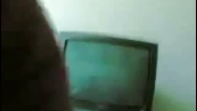 संचिका माँ ने हॉलीवुड मूवी सेक्स वाली अपने बेटे को बहकाया