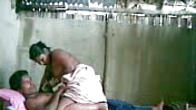 मोज़ा में एक लड़की इंग्लिश मूवी सेक्सी वीडियो के साथ कमबख्त अंतरजातीय गधा